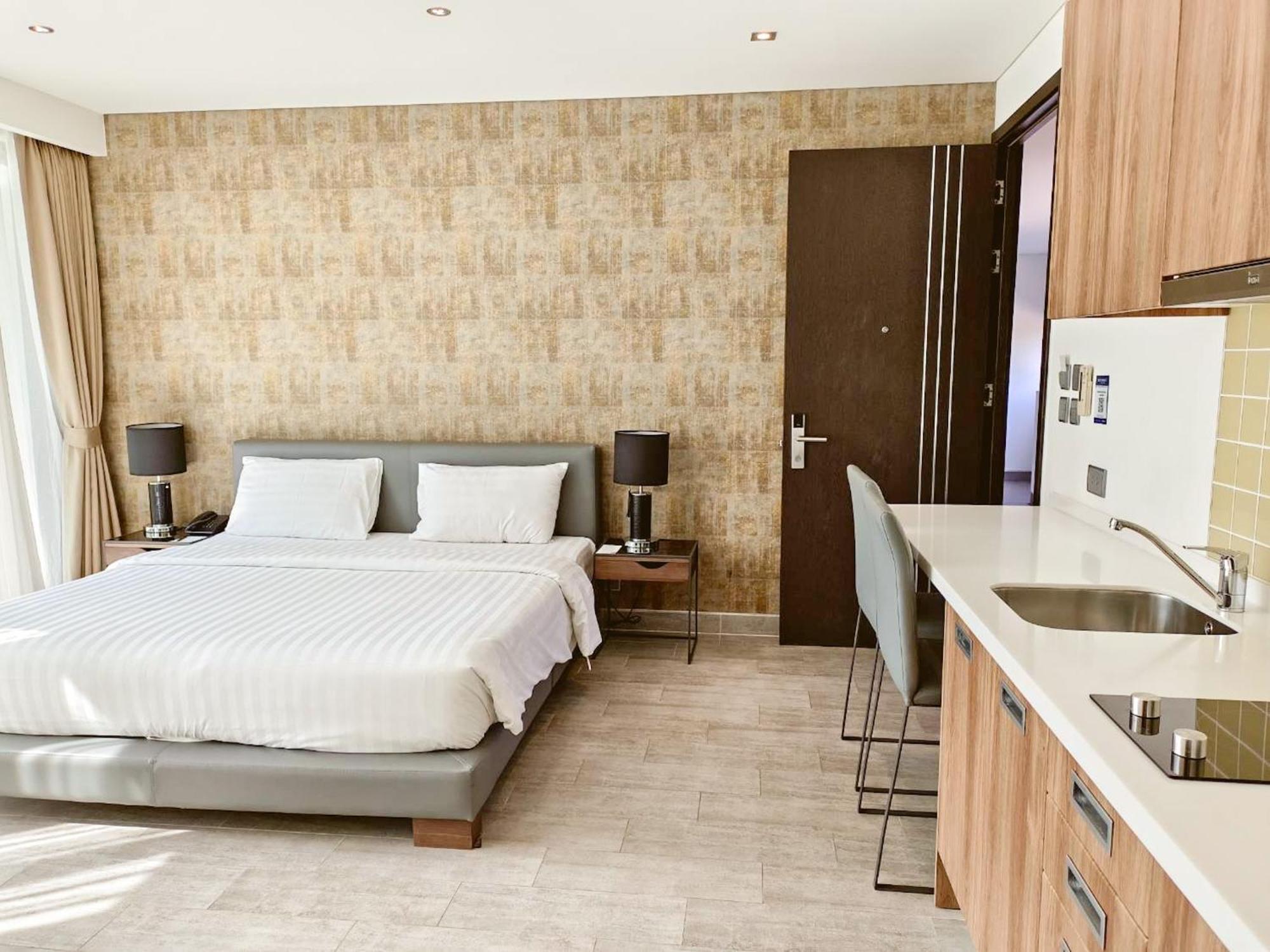 Lets Phuket Twin Sands Resort & Spa Patong Eksteriør bilde